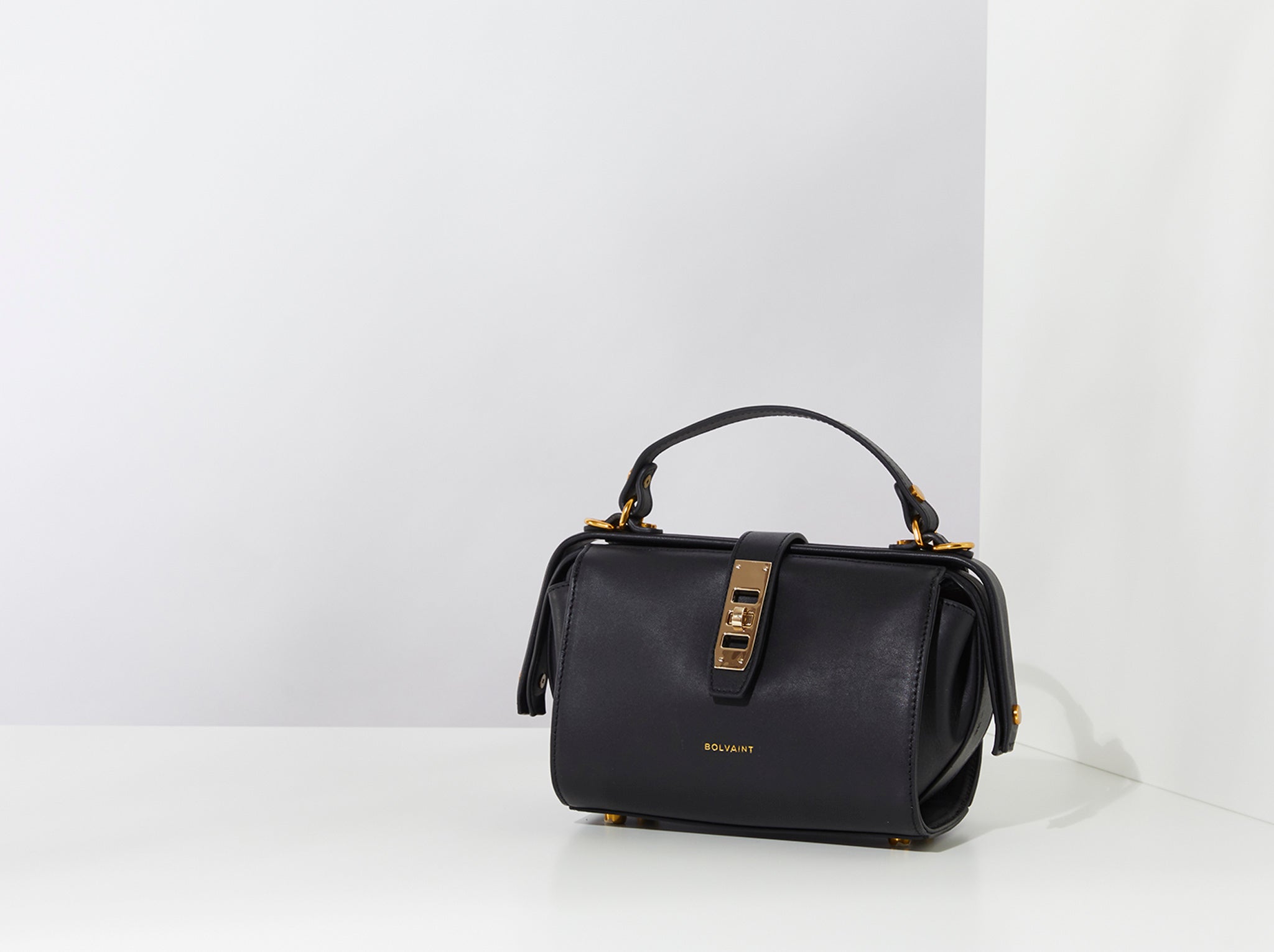 The Eloise Noir Clasped Bag
