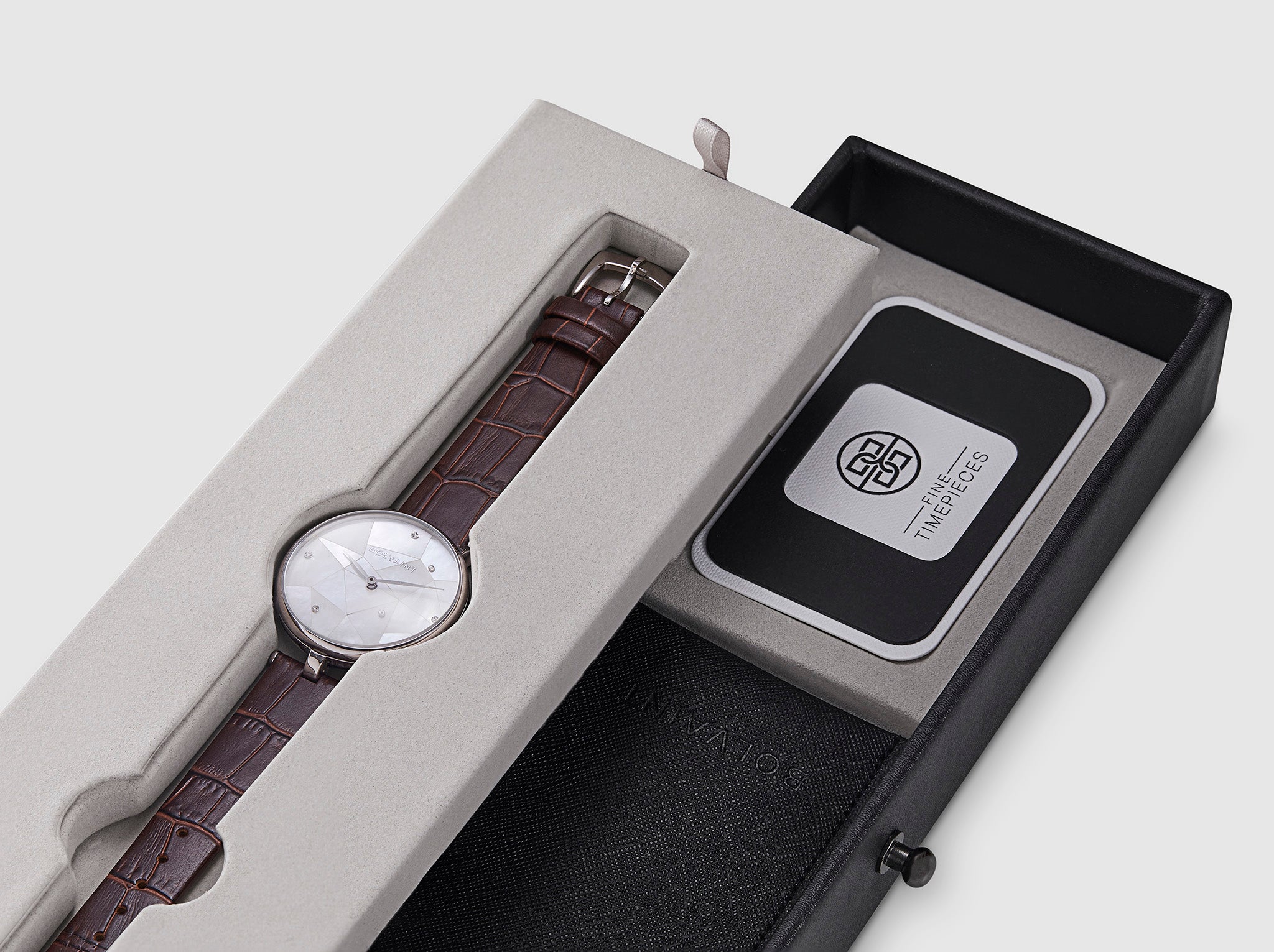 The Vainui Mother-of-Pearl Ladies' Watch - Silver & Umber Brown