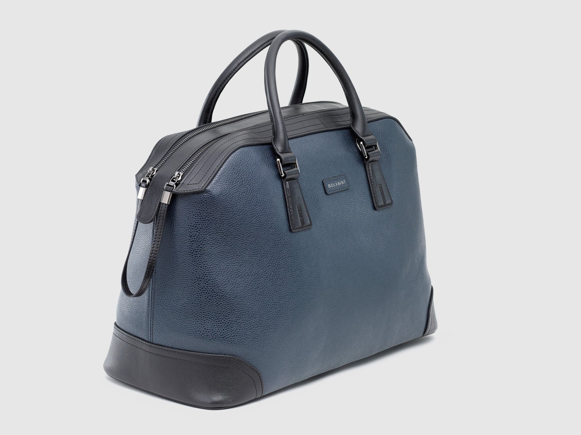 The Ivens Travel Bag