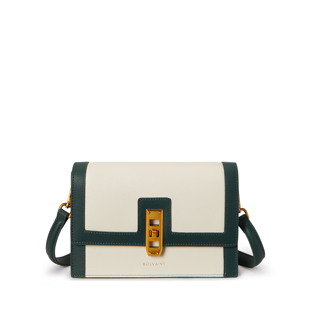 The Léonie Clutch