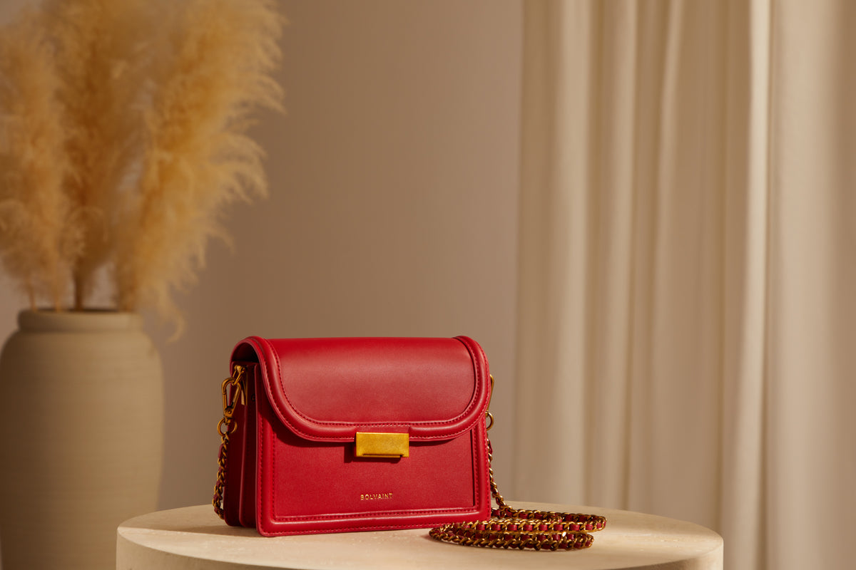 The Léa Clutch