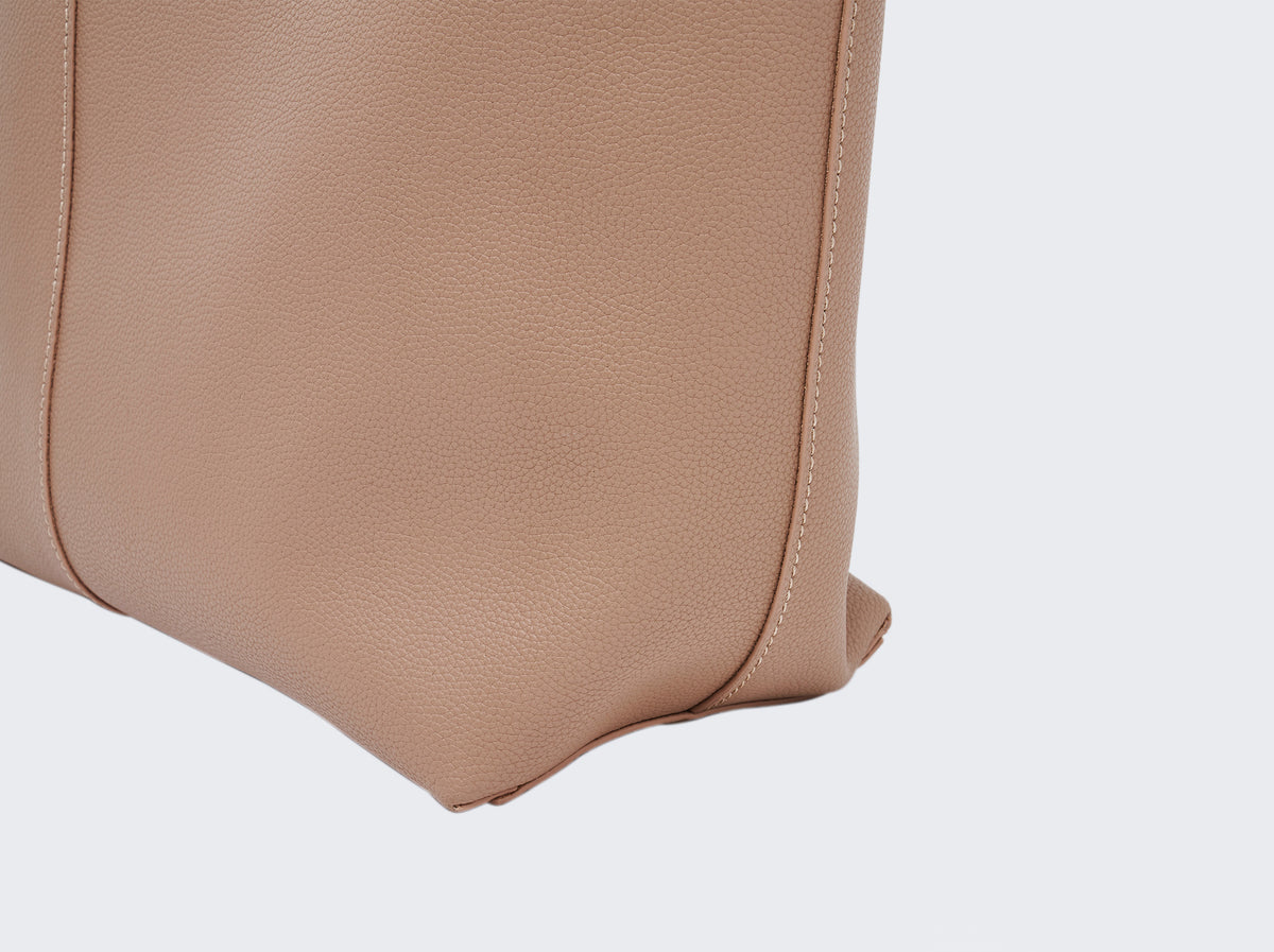 The Aveline Leather Tote